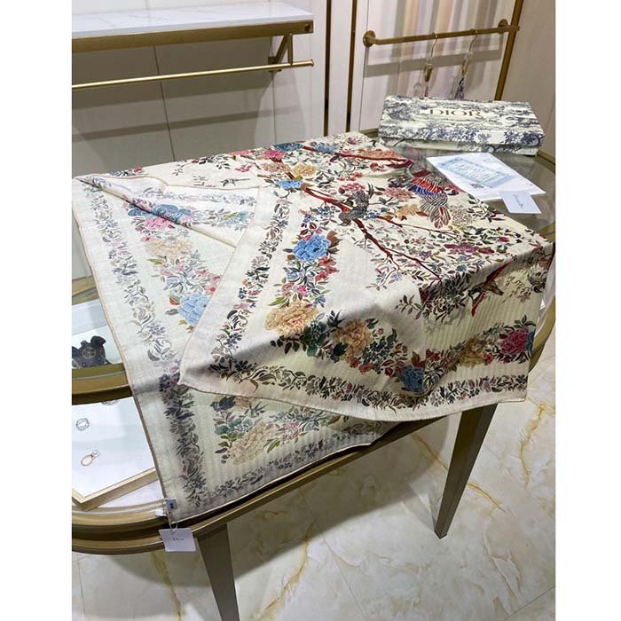 Dior Women CD Dior Jardin D’Hiver 90 Square Scarf White Multicolor Silk Twill