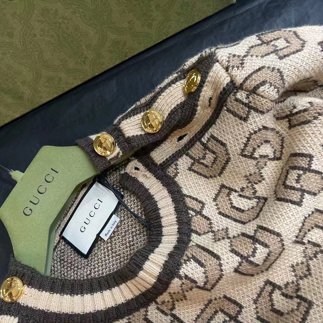 Gucci Women GG Horsebit Cashmere Jacquard Sweater Camel Brown Wool Crewneck