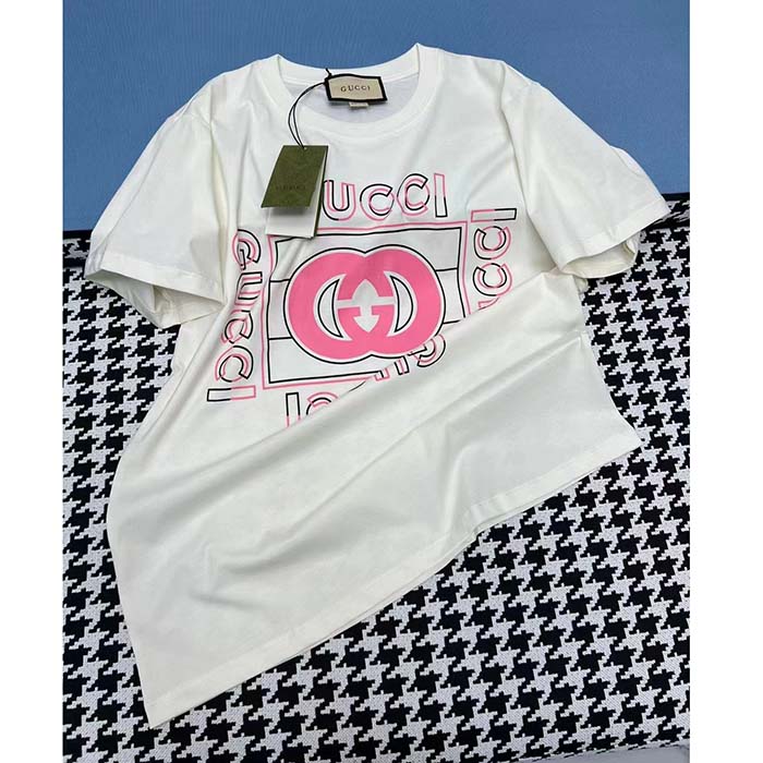 Gucci Women GG Vintage Logo Print T-Shirt Off White Cotton Jersey Crewneck