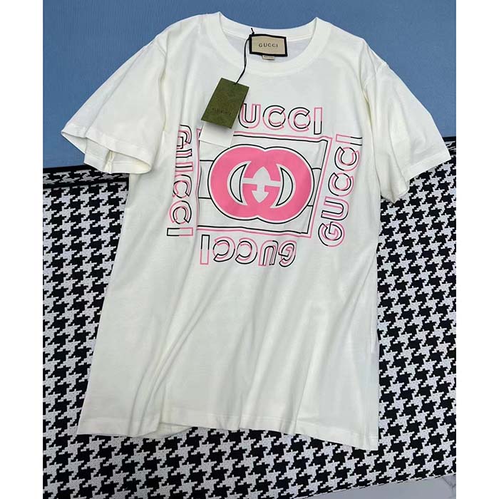 Gucci Women GG Vintage Logo Print T-Shirt Off White Cotton Jersey Crewneck