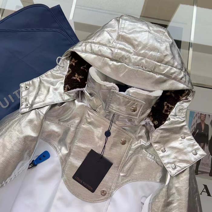 Louis Vuitton Men LV Electric Accent Ski Jacket Optical White Regular Fit