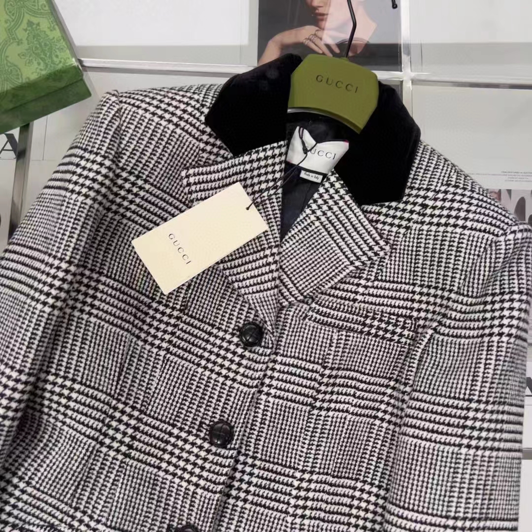 Gucci Men GG Prince Wales Check Jacket Black White Long Sleeves Flap Pockets