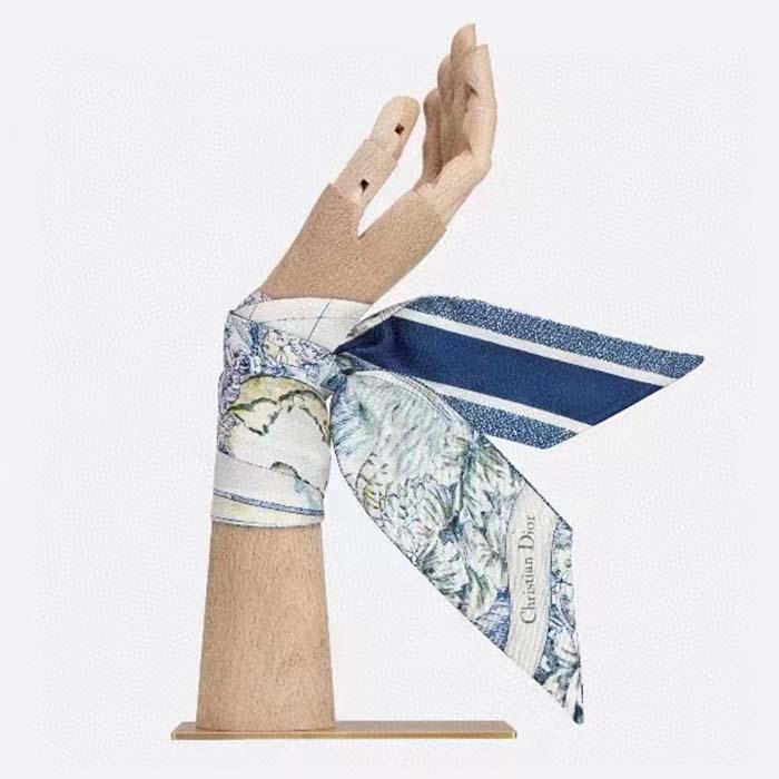 Dior Women CD Rêve D’Infini Mitzah Scarf Blue Multicolor Silk Twill