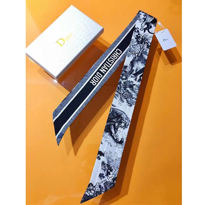 Dior Women CD Toile De Jouy Sauvage Mitzah Scarf Ivory Navy Blue Silk Twill