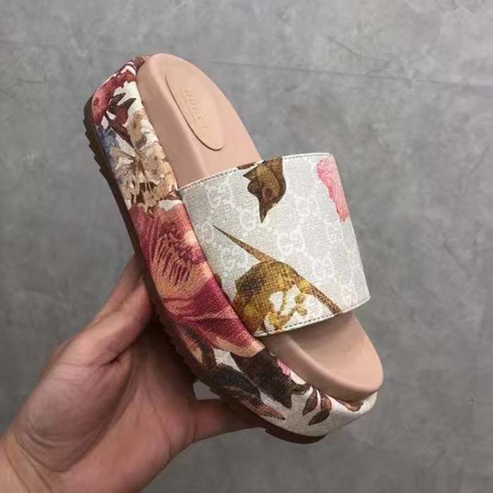 Gucci Unisex GG Flora Slide Sandal Multicolored Supreme Print Canvas Low Heel