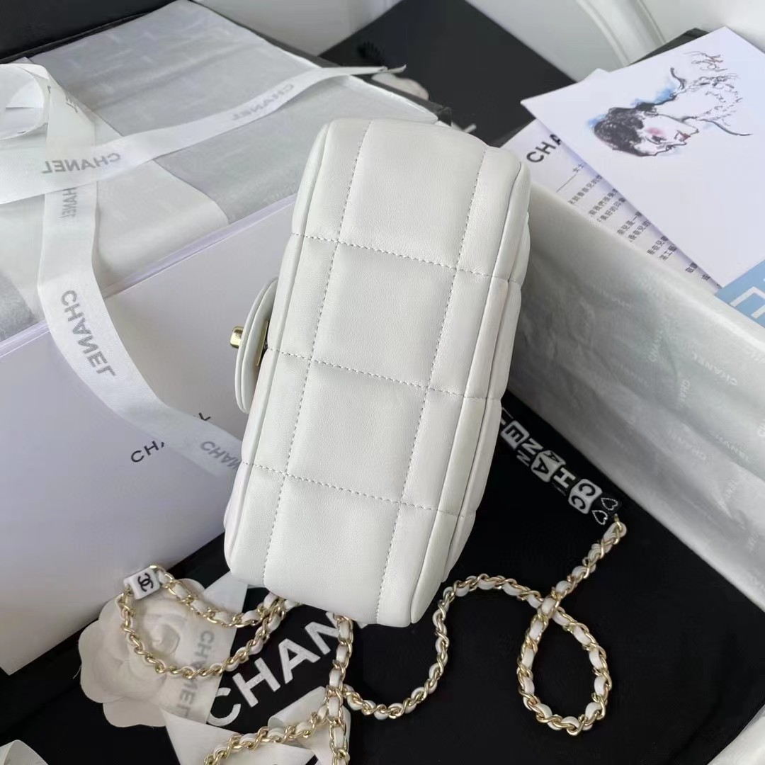 Chanel Women CC Small Flap Bag Grained Calfskin Gold Tone Metal White