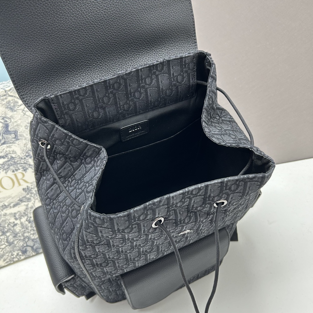 Dior Unisex CD Saddle Backpack Black Dior Oblique Jacquard Grained Calfskin