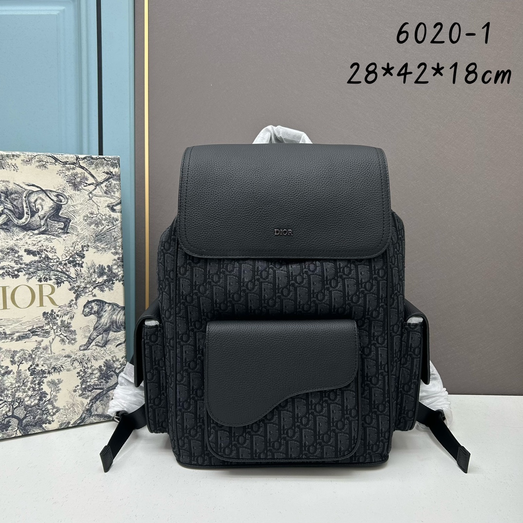 Dior Unisex CD Saddle Backpack Black Dior Oblique Jacquard Grained Calfskin