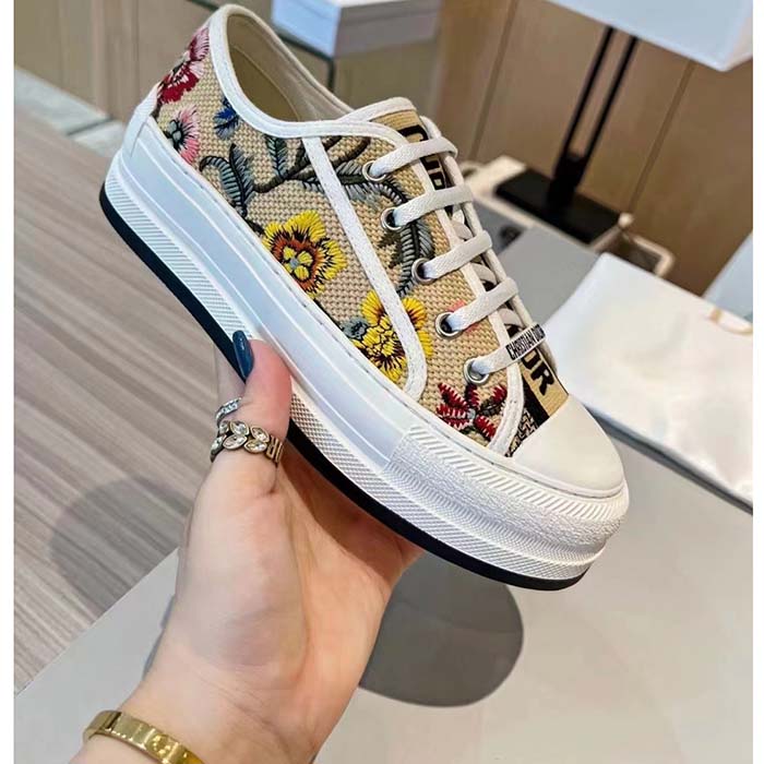 Dior Women Shoes CD Walk’N’Dior Sneaker Beige Multicolor Raffia Embroidered Petites Fleurs
