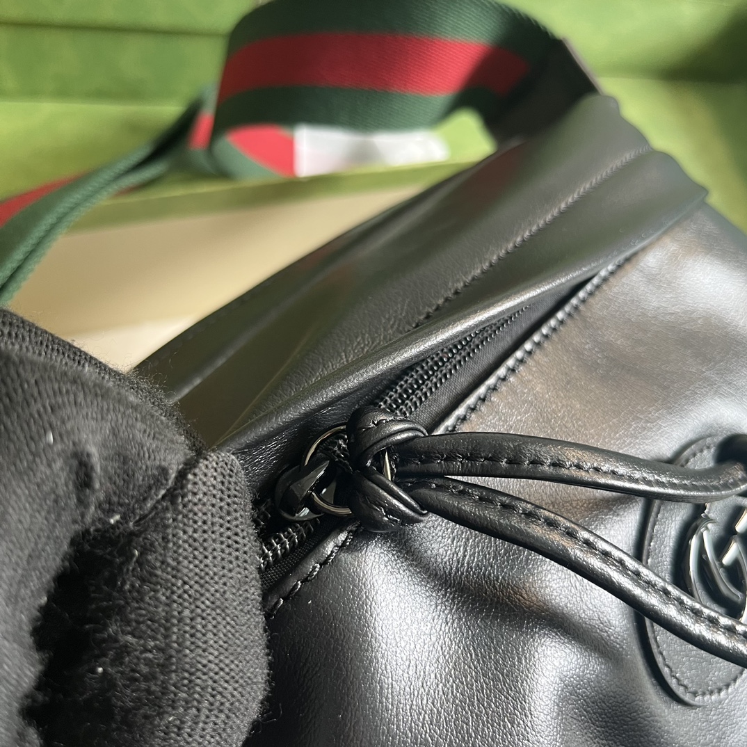 Gucci GG Unisex Shoulder Bag Tonal Double G Black Leather