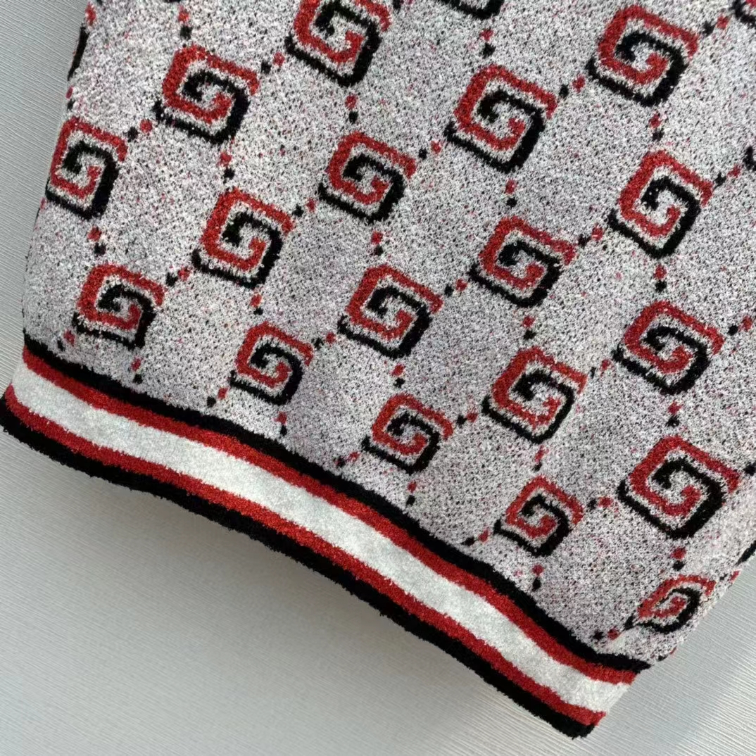 Gucci Men GG Cotton Jacquard Polo Shirt Ivory Red Polo Collar Short Sleeves
