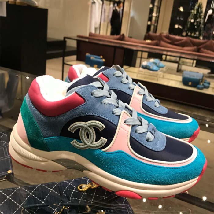 Chanel Women CC Low Top Logo Sneakers Calfskin Suede Blue Leather