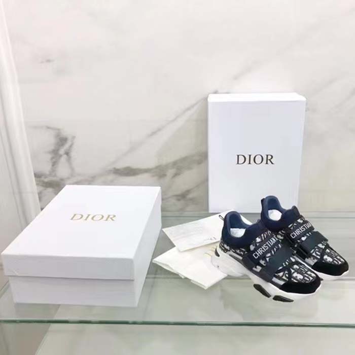 Dior Unisex CD D-Wander Sneaker Deep Blue Dior Oblique Technical Fabric