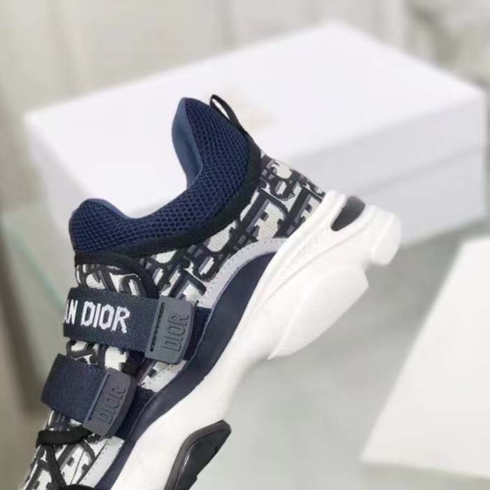 Dior Unisex CD D-Wander Sneaker Deep Blue Dior Oblique Technical Fabric