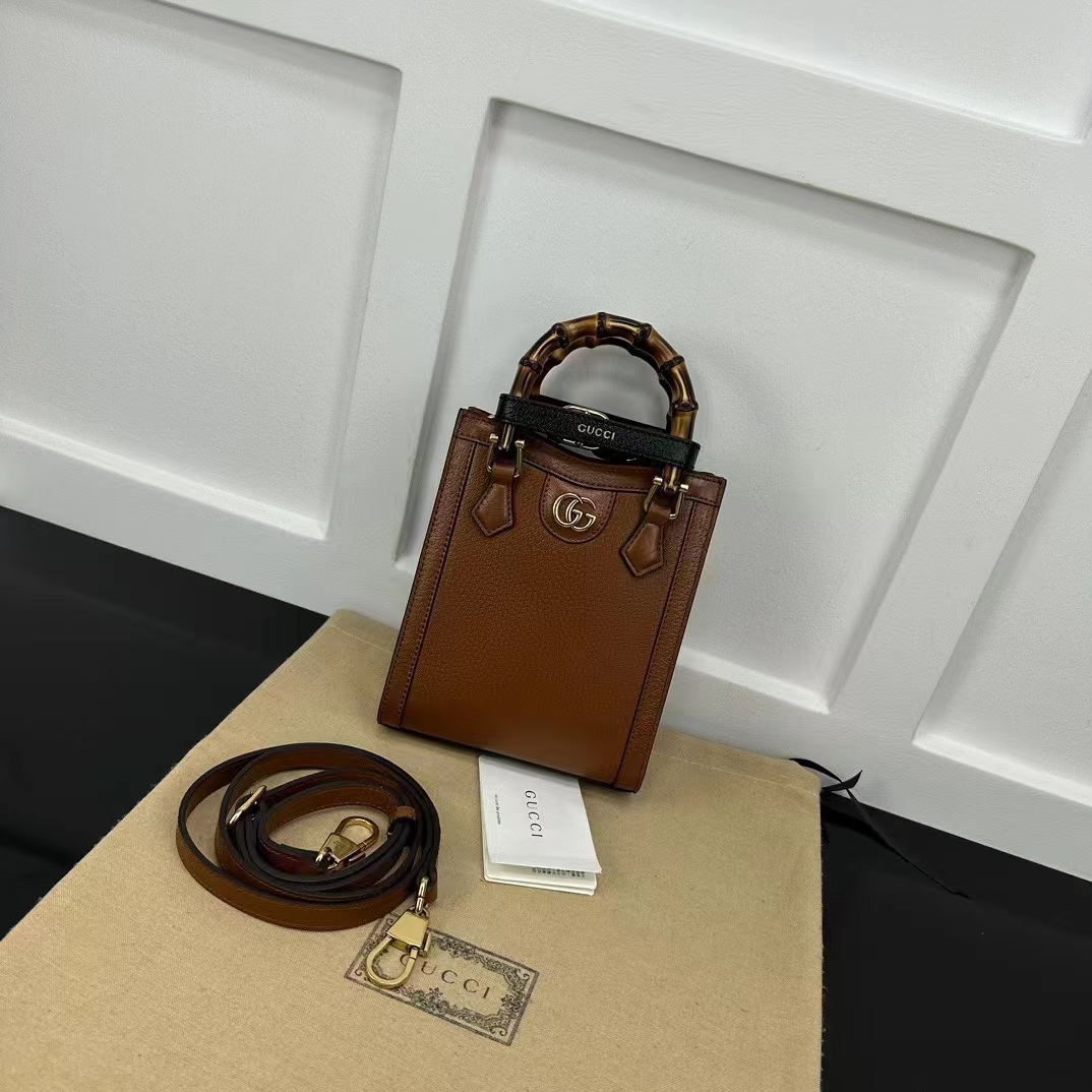Gucci GG Women Gucci Diana Mini Tote Bag Double G Cuir Leather