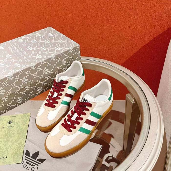 Gucci Unisex Adidas x Gucci Gazelle Sneaker White leather Oatmeal Suede Low Heel