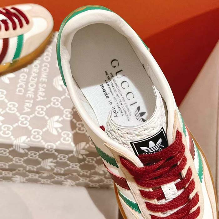 Gucci Unisex Adidas x Gucci Gazelle Sneaker White leather Oatmeal Suede Low Heel