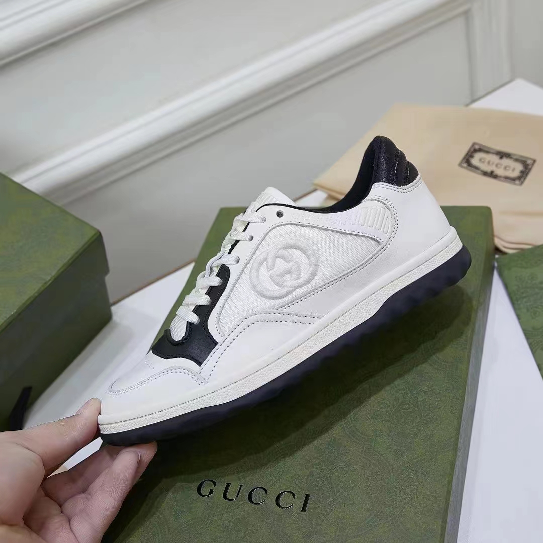 Gucci Unisex GG MAC80 Sneaker Off White Black Leather Round Toe Rubber Flat