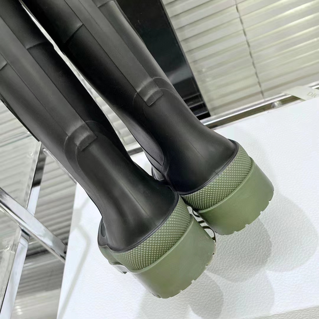 Dior Women CD Diorunion Rain Boot Black Khaki Two-Tone Rubber Dior Union Motif
