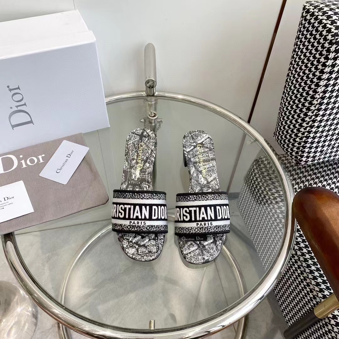 Dior Women CD Dway Heeled Slide White Black Embroidered Cotton Plan De Paris