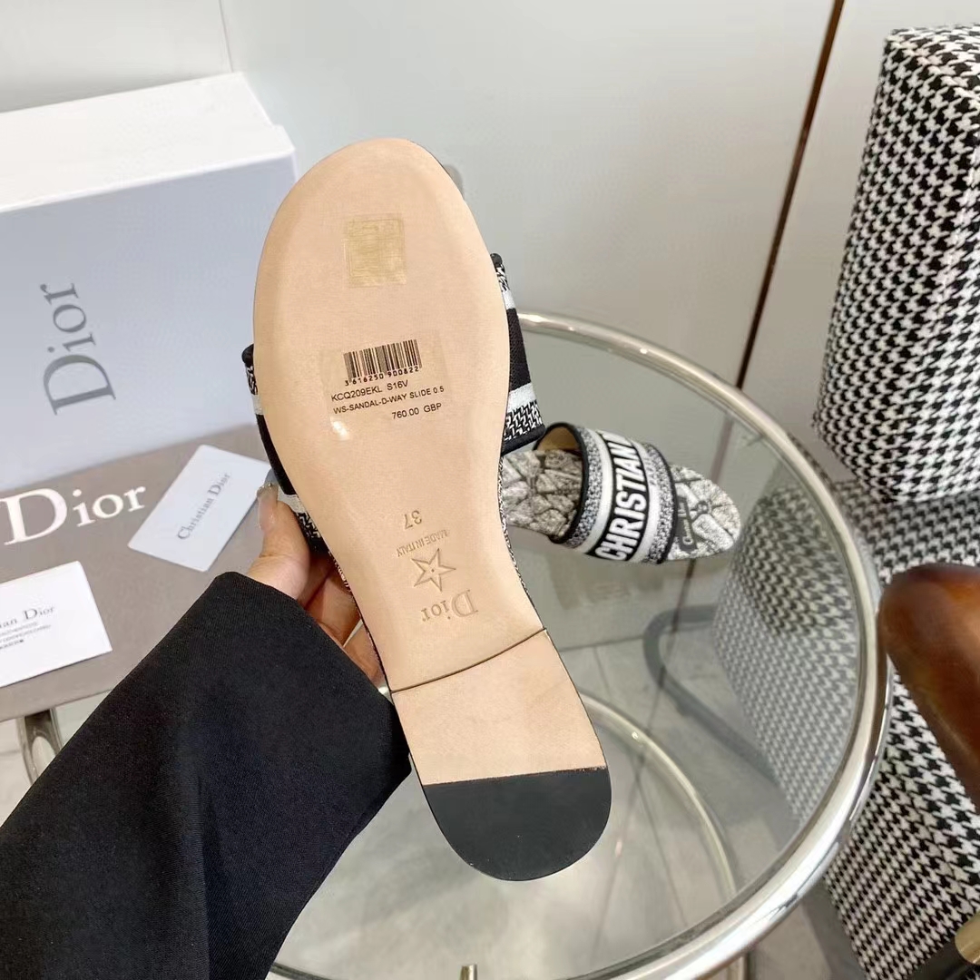 Dior Women CD Dway Slide White Black Embroidered Cotton Plan De Paris