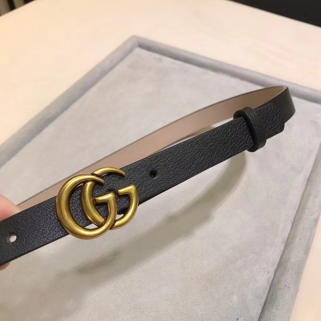 Gucci Unisex Marmont Reversible Thin Belt Black Leather Double G Buckle