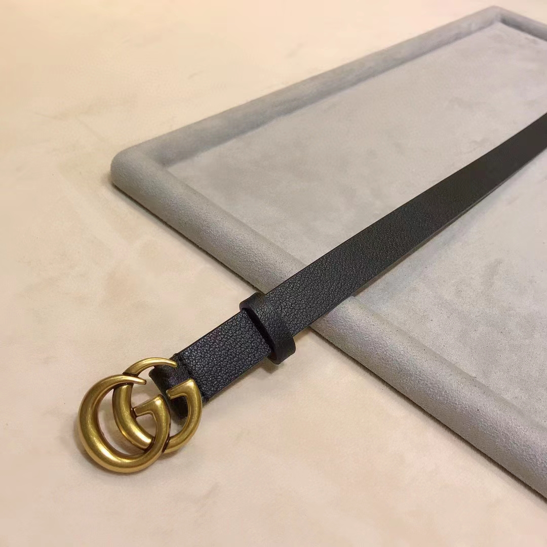 Gucci Unisex Marmont Reversible Thin Belt Black Leather Double G Buckle