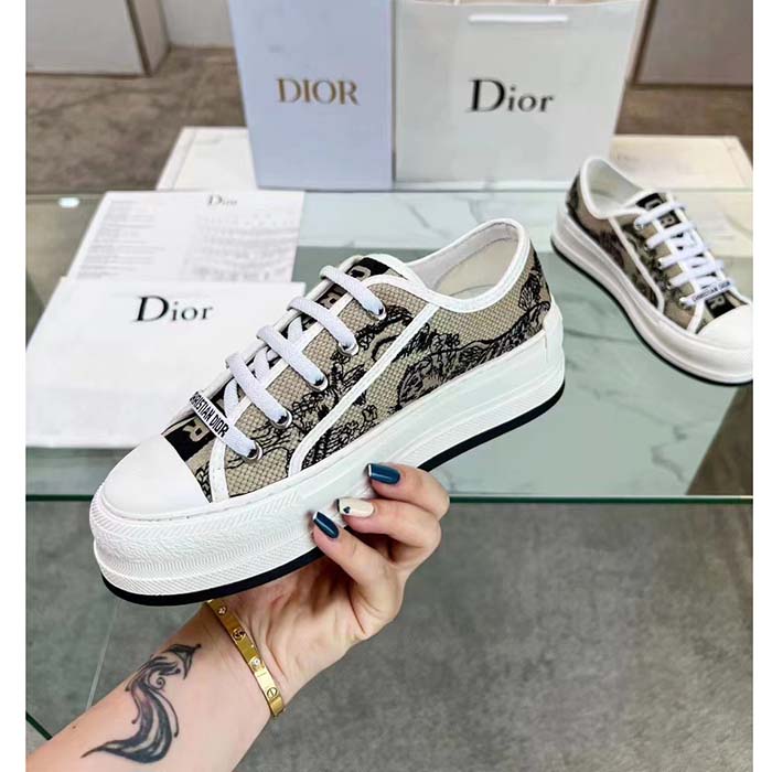 Dior CD Unisex Walk’n’Dior Sneaker Beige Black Embroidered Cotton Toile De Jouy Voyage