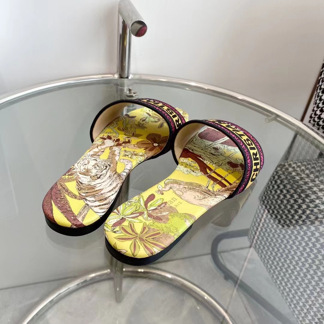 Dior Unisex CD Dway Slide Lime Yellow Multicolor Embroidered Cotton Toile De Jouy Voyage