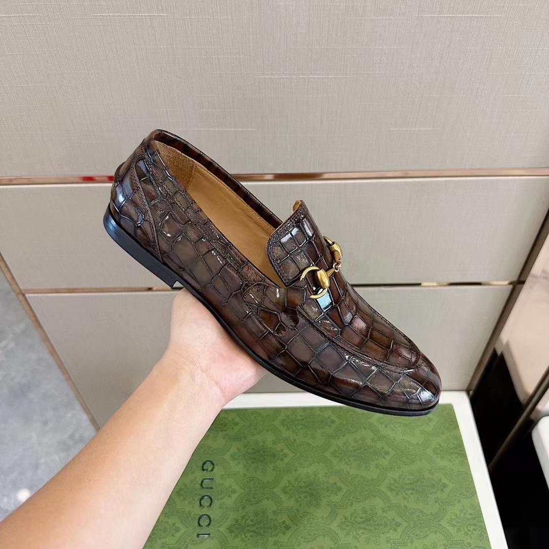 Gucci Unisex GG Jordaan Crocodile Loafer Blake Construction Brown Horsebit Leather Flat 1 CM Heel
