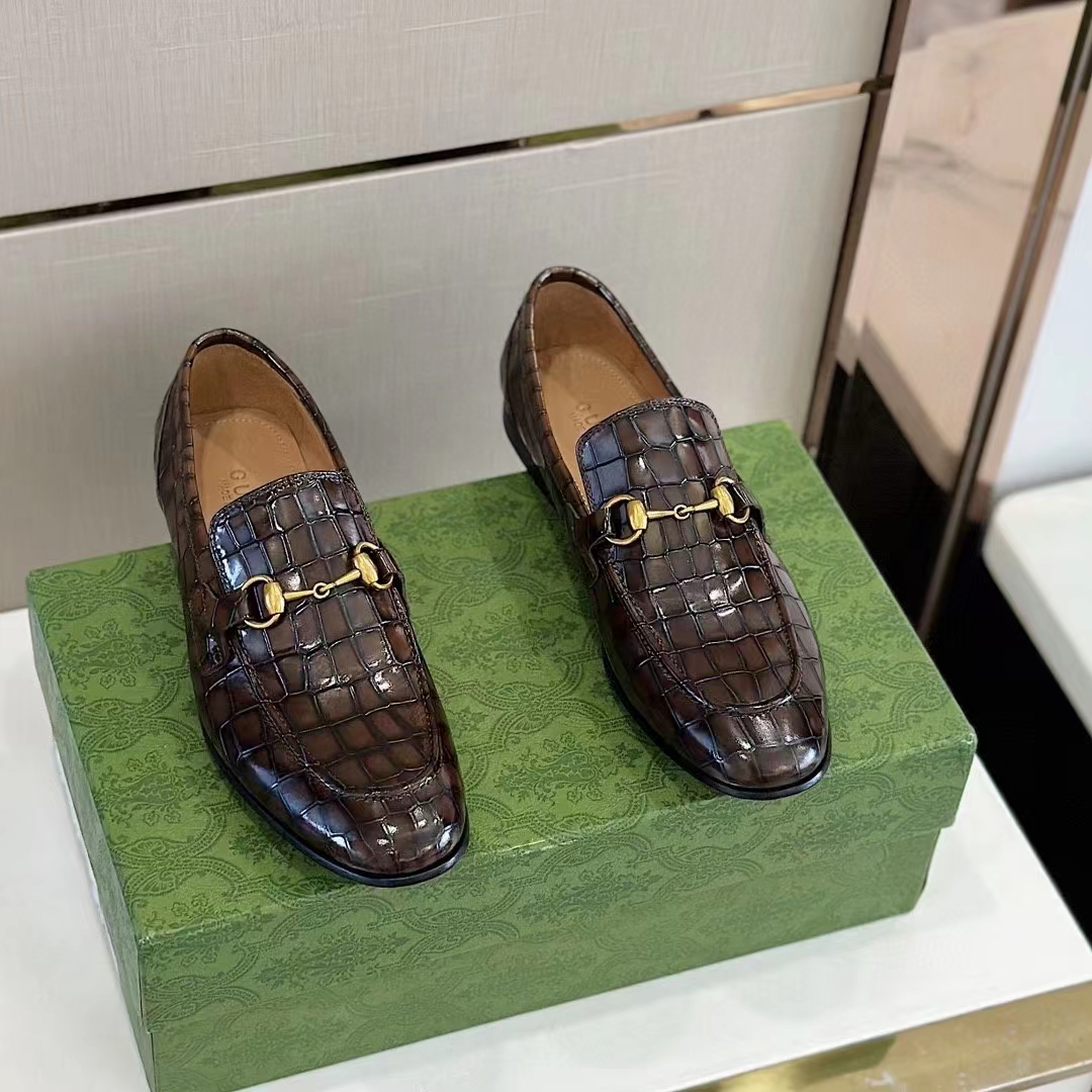 Gucci Unisex GG Jordaan Crocodile Loafer Blake Construction Brown Horsebit Leather Flat 1 CM Heel