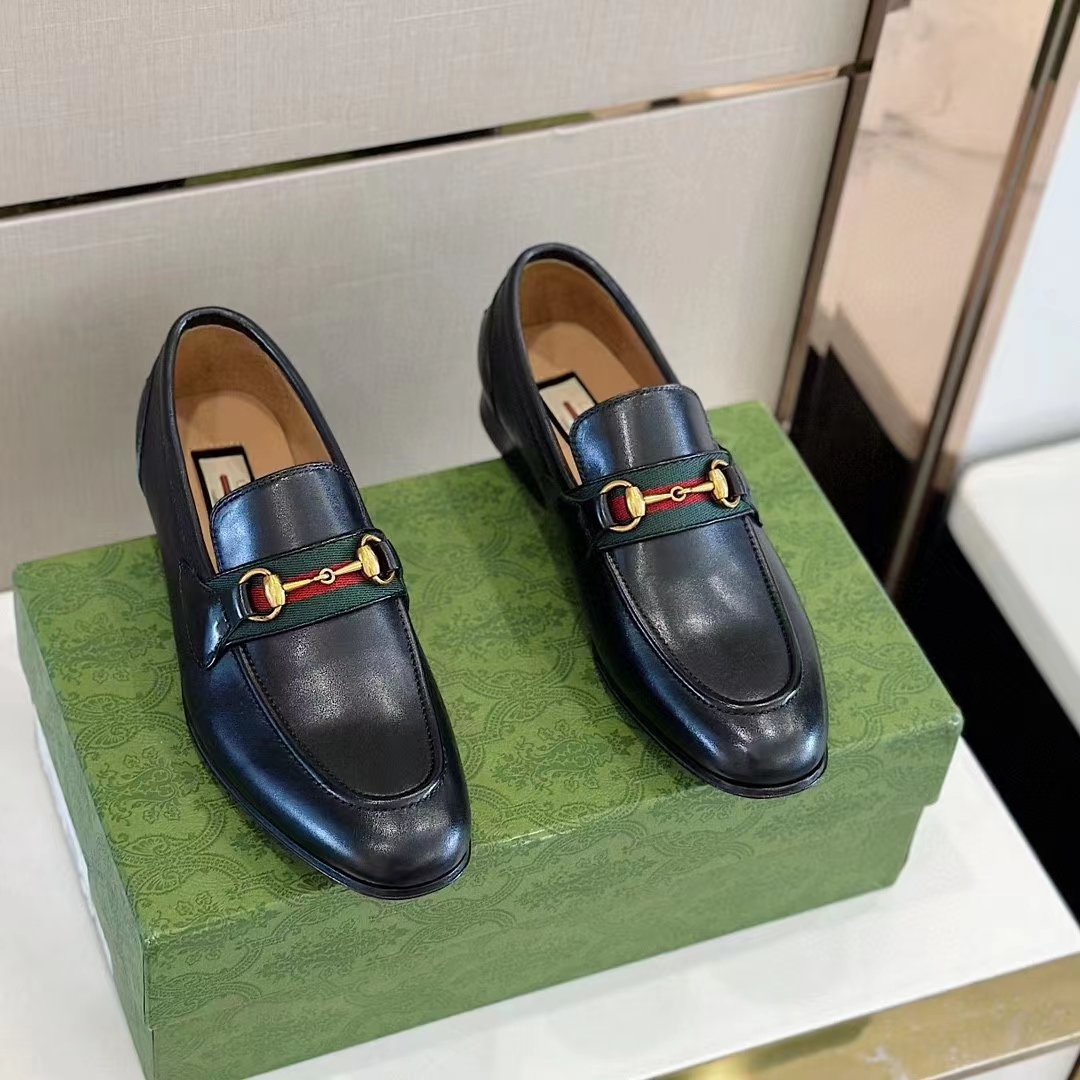 Gucci Unisex GG Loafer Horsebit Soft Black Leather Web Sole Flat 1.5 CM Heel