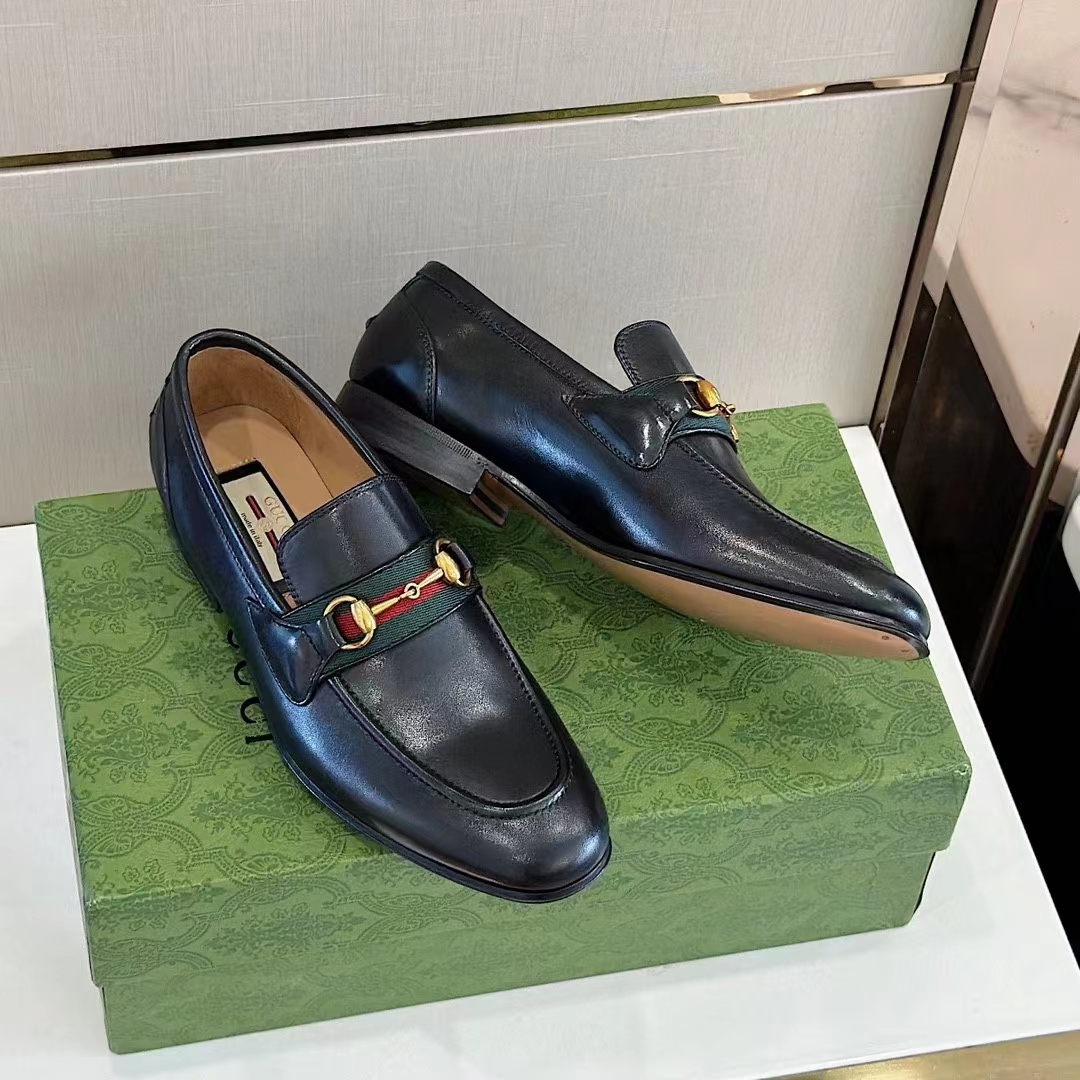 Gucci Unisex GG Loafer Horsebit Soft Black Leather Web Sole Flat 1.5 CM Heel