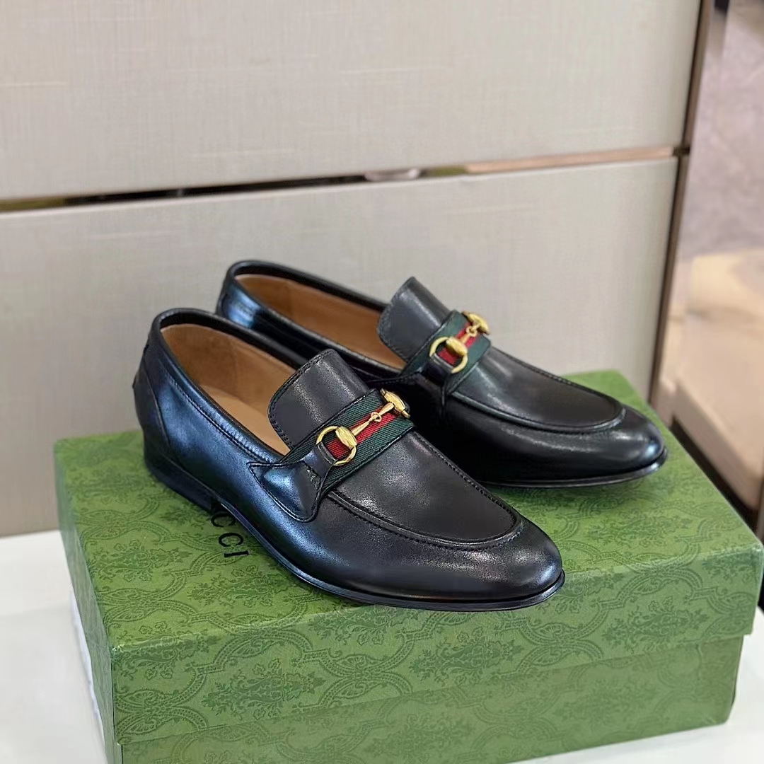 Gucci Unisex GG Loafer Horsebit Soft Black Leather Web Sole Flat 1.5 CM Heel