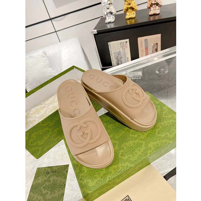 Gucci Unisex Interlocking G Slide Sandal Brown GG Rubber Low 4.3 CM Heel