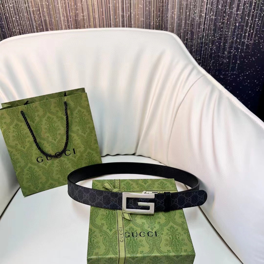 Gucci Unisex Reversible Belt Square G Buckle Black GG Supreme Canvas Reverses Leather