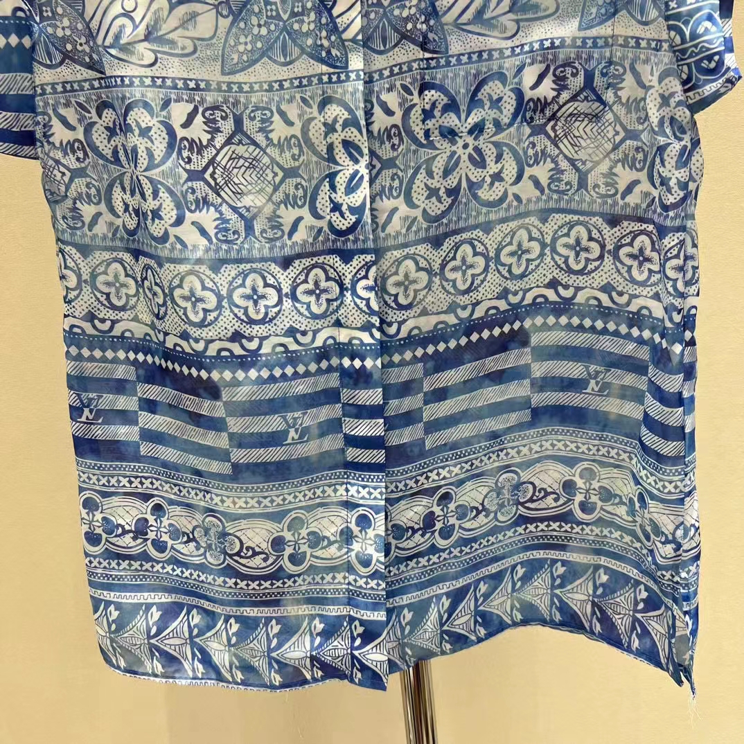 Louis Vuitton LV Men Monogram Tile Short Sleeve Shirt Cotton Blue White Regular Fit