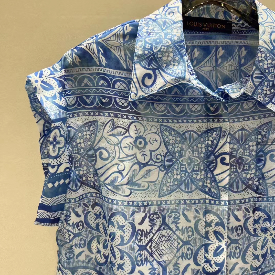 Louis Vuitton LV Women Monogram Tile Short Sleeve Shirt Cotton Blue White Regular Fit