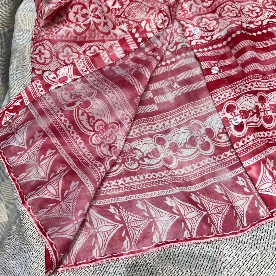 Louis Vuitton LV Men Monogram Tile Short Sleeve Shirt Cotton Red White Regular Fit
