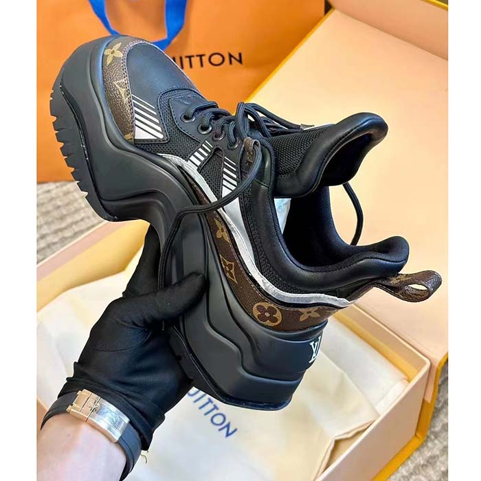 Louis Vuitton Unisex LV Archlight 2.0 Platform Sneaker Black Mix of Materials 5 Cm Heel