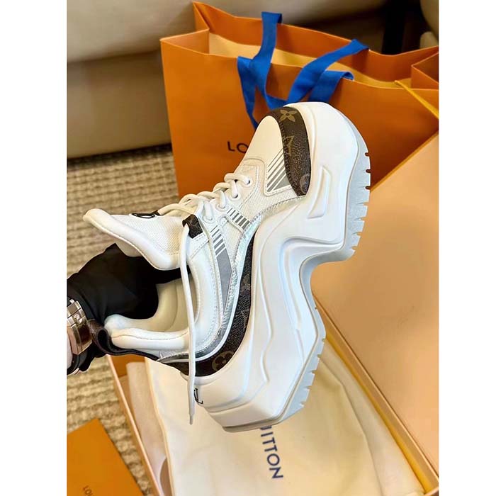 Louis Vuitton Unisex LV Archlight 2.0 Platform Sneaker White Mix of Materials 5 Cm Heel