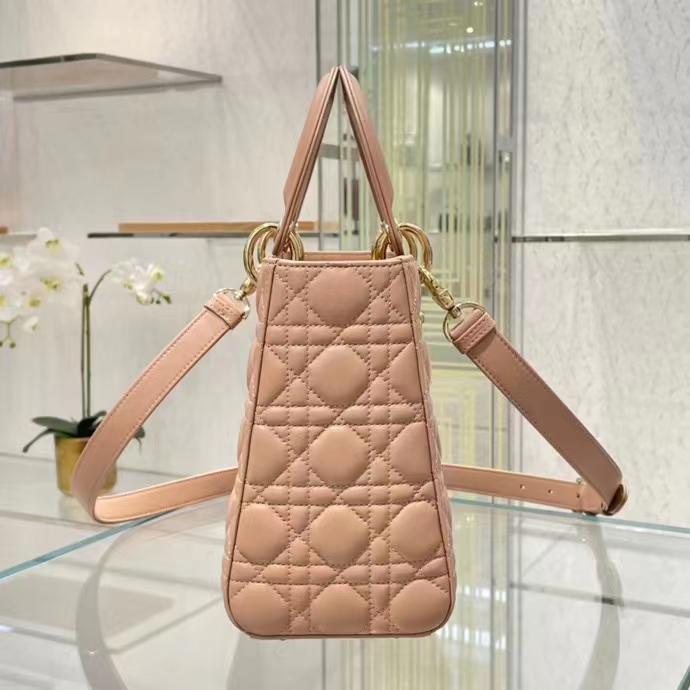 Dior Women CD Medium Lady Dior Bag Sand Pink Cannage Lambskin