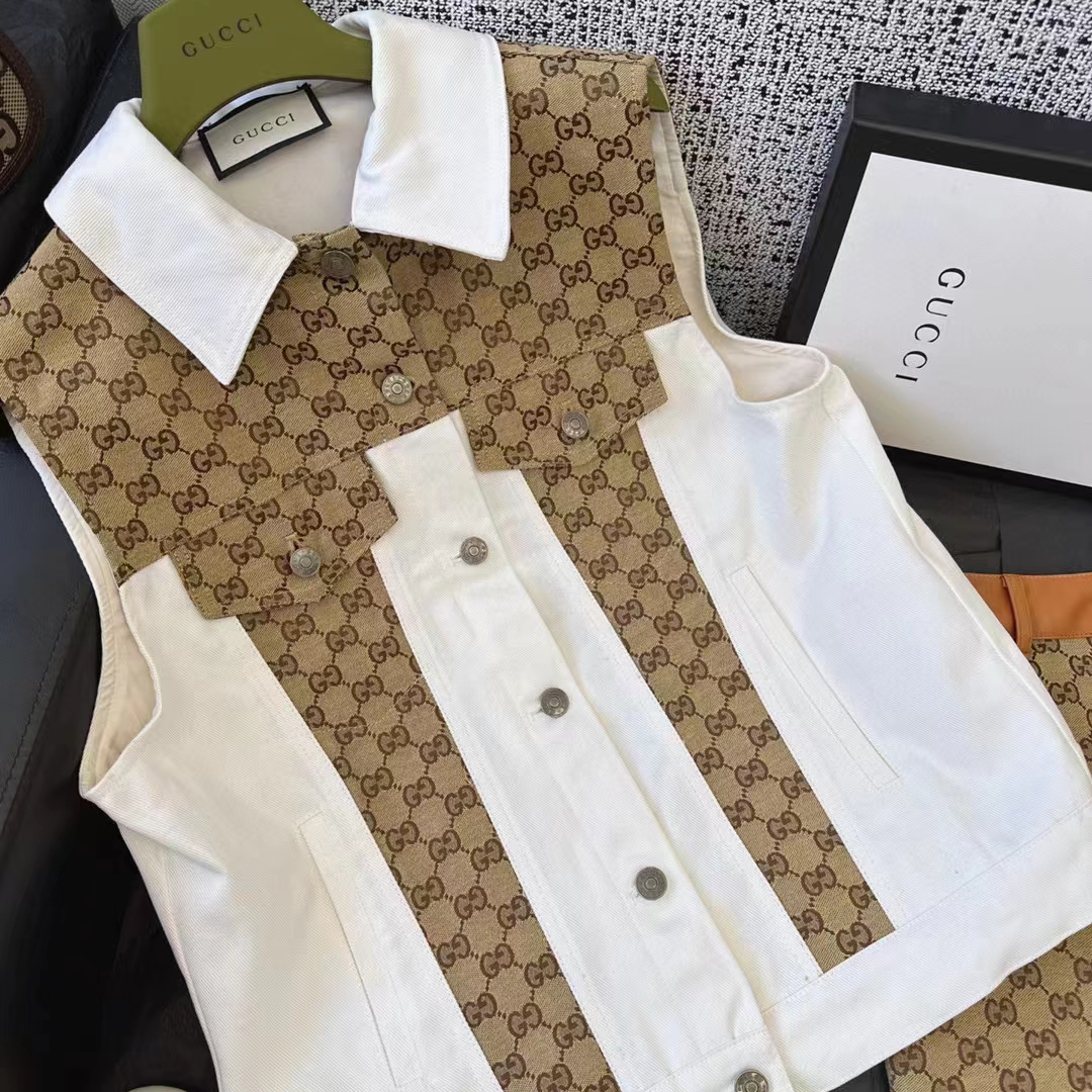 Gucci Men Washed Organic Denim Vest GG Light Blue Stone Bleached Point Collar Sleeveless