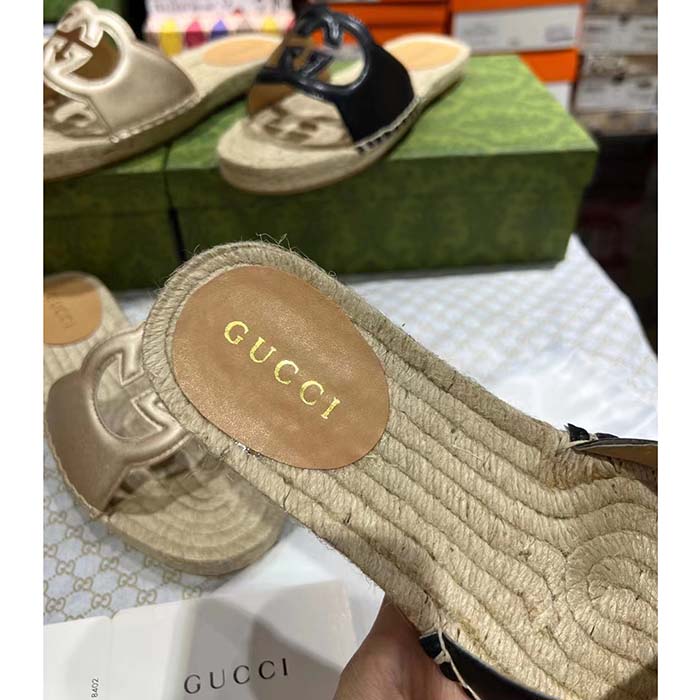Gucci Unisex GG Interlocking G Cut-Out Slide Sandal Black Leather Low 3 CM Heel