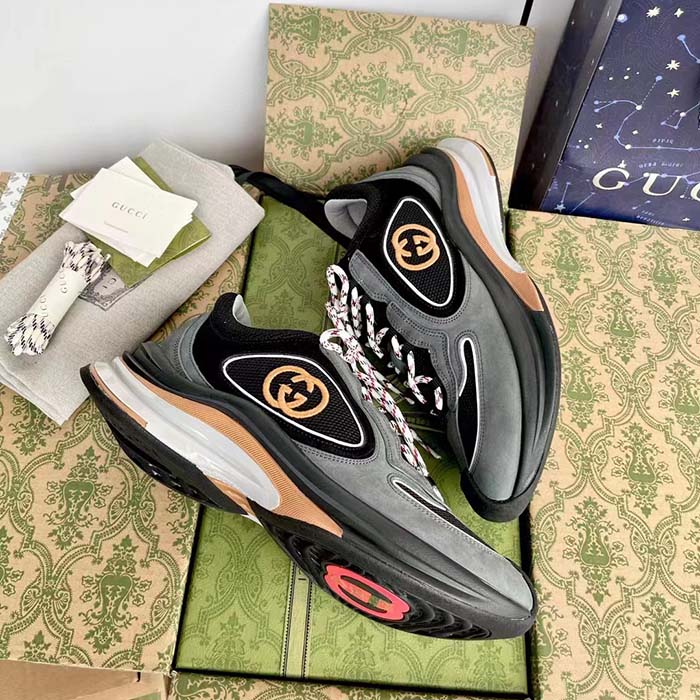 Gucci Unisex Run Sneaker Grey Black Suede Interlocking G Bi-Color Rubbe Low Heel