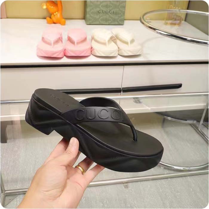 Gucci Women GG Thong Platform Slide Sandal Black Rubber Mid 5 CM Heel