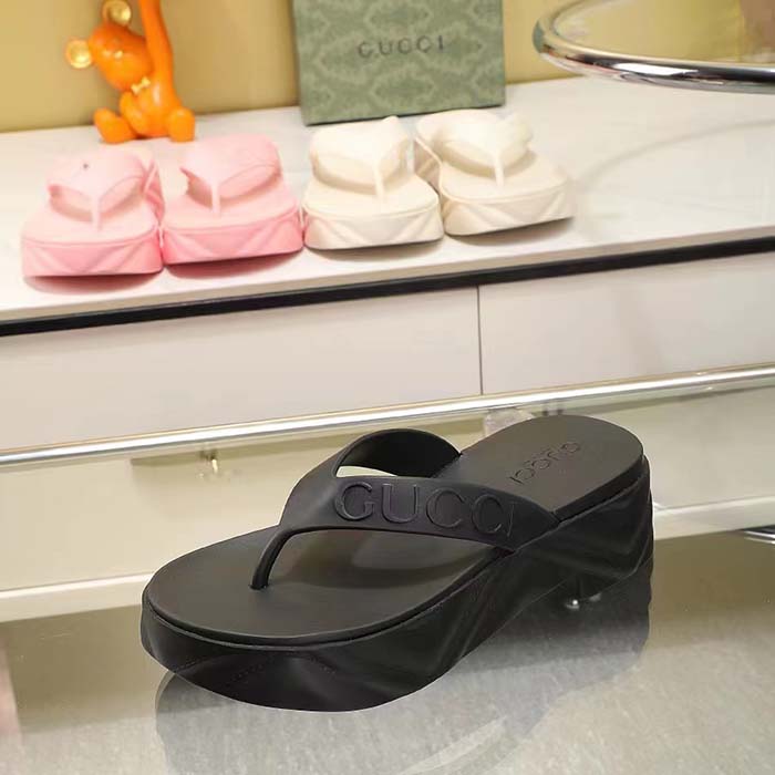 Gucci Women GG Thong Platform Slide Sandal Black Rubber Mid 5 CM Heel