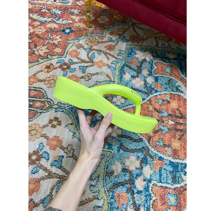 Gucci Women GG Thong Platform Slide Sandal Light Green Rubber Mid 5 CM Heel