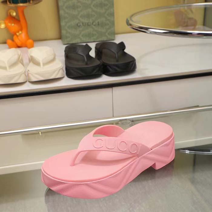 Gucci Women GG Thong Platform Slide Sandal Pink Rubber Mid 5 CM Heel