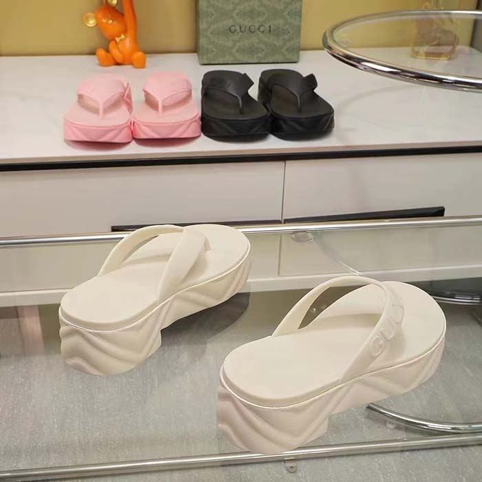 Gucci Women GG Thong Platform Slide Sandal White Rubber Mid 5 CM Heel